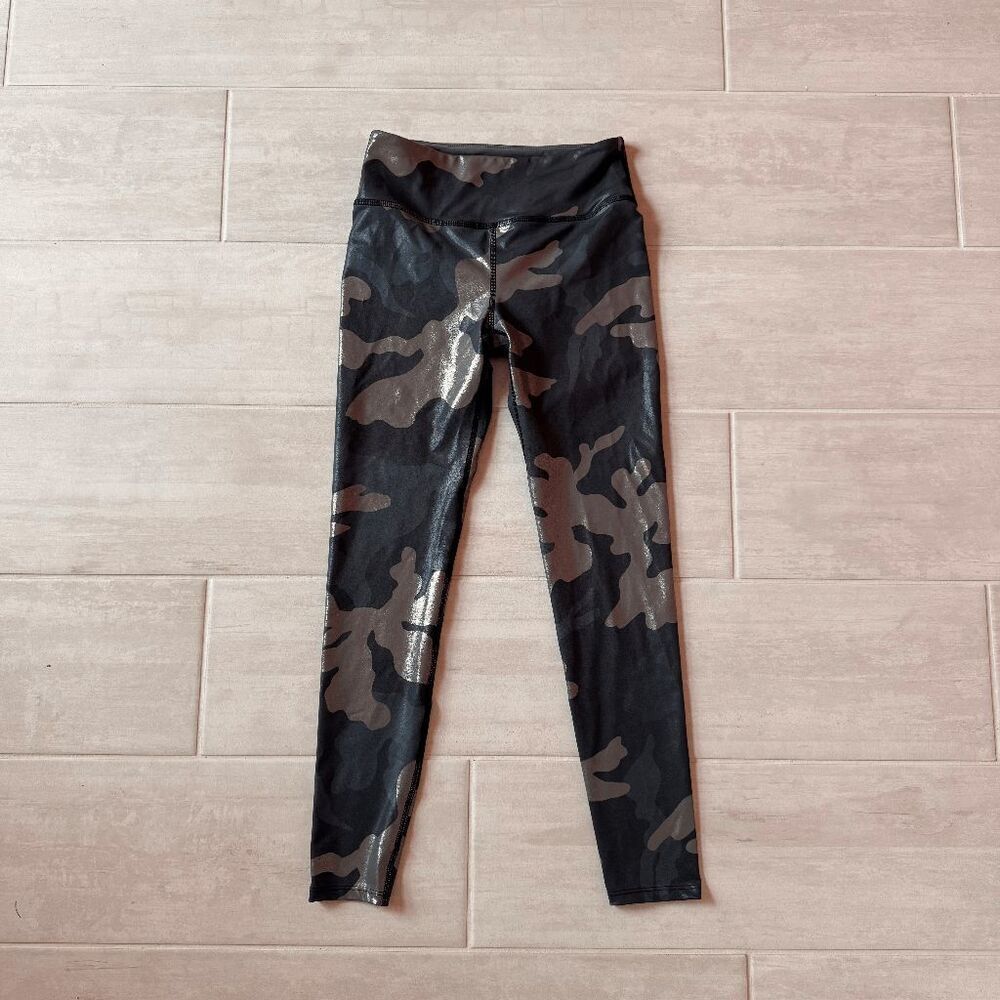 Noli Leggings Metallic Gray Liquid Camo Athletic Yoga Medium Fitness Stretch